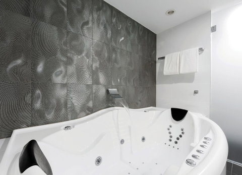 Avenue Hotel Canberra - Accommodation Perth 4