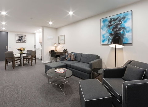 Avenue Hotel Canberra - Accommodation Perth 2