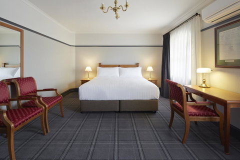 Brassey Hotel - Managed By Doma Hotels - Accommodation Perth 0