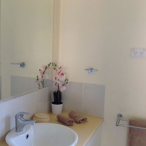 The Cook Cottage - Perth Resorts 4