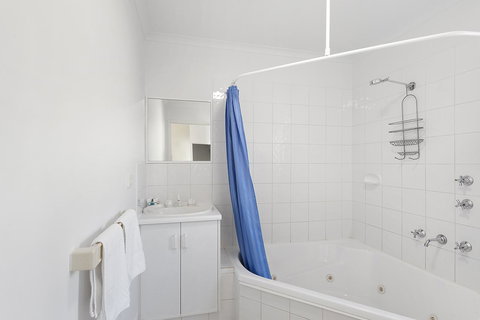 Port Broughton Tourist Park - Perth Resorts 43