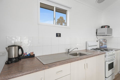 Port Broughton Tourist Park - Perth Resorts 39