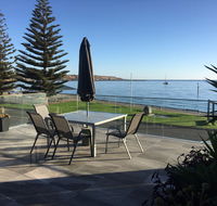 crystal blue apartment - Perth Resorts