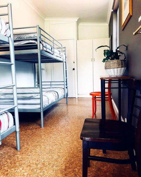 The Lake House Retreat - Accommodation Perth 10