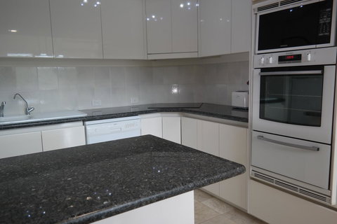 Pacific Bay Resort - Perth Resorts 11