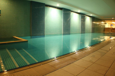 Beachside Luxury Apartments One & Two Bedroom In Beachfront Oaks Pier Building - Perth Resorts 36