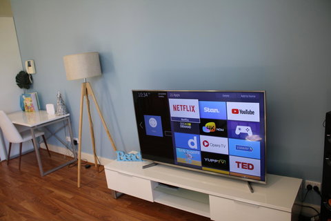 Beachside Luxury Apartments One & Two Bedroom In Beachfront Oaks Pier Building - Perth Resorts 9