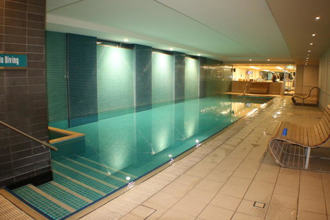 Beachside Luxury Apartments One & Two Bedroom In Beachfront Oaks Pier Building - Perth Resorts 31