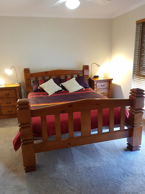 Frog Song At Willunga - Accommodation Perth 2