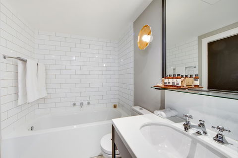 Mayfair Hotel - Accommodation Perth 1