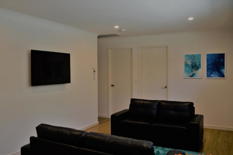 Eastern Breeze - Perth Resorts 17