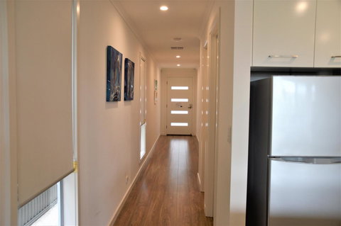 Eastern Breeze - Perth Resorts 6