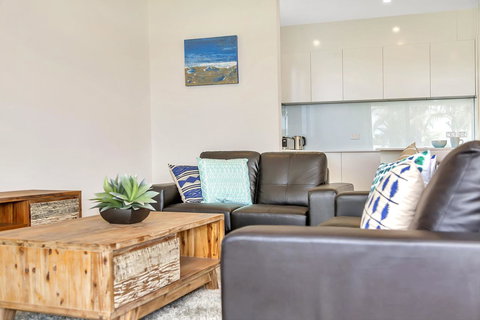 Eastern Breeze - Perth Resorts 28