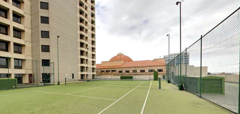 Hilton Adelaide - Perth Resorts 8