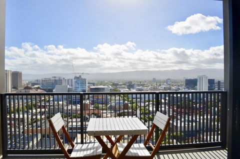 Whitmore SQ - Perth Resorts 14