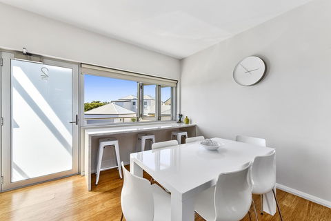 Aloha Waterfront Properties - Perth Resorts 24