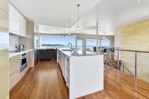 Aloha Waterfront Properties - Perth Resorts 5