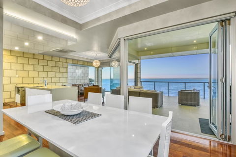 Aloha Waterfront Properties - Perth Resorts 9