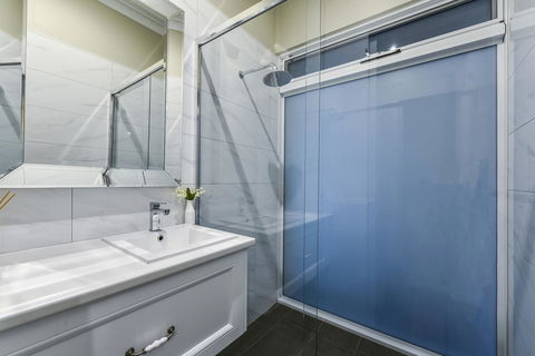 Aloha Central Luxury Apartments - Perth Resorts 18