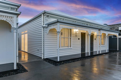 Aloha Central Luxury Apartments - Perth Resorts 21
