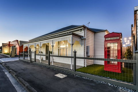 Aloha Central Luxury Apartments - Perth Resorts 0