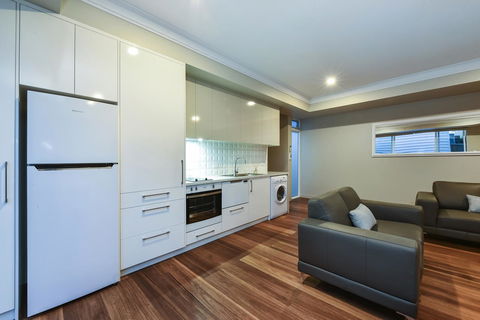 Aloha Central Luxury Apartments - Perth Resorts 29