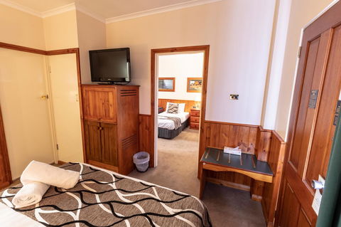 Astor Inn - Accommodation Perth 13