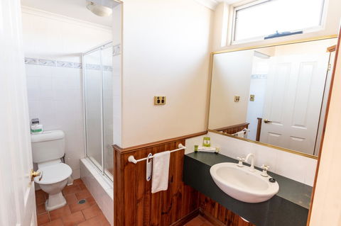 Astor Inn - Accommodation Perth 14