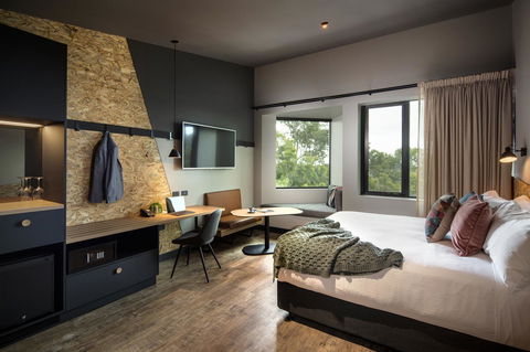 Marion Hotel - Accommodation Perth 7