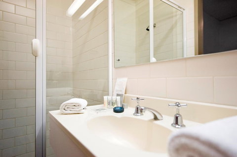 Adelaide Paringa - Perth Resorts 14