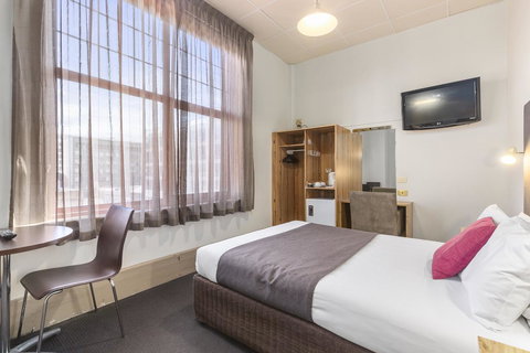 Adelaide Paringa - Perth Resorts 3