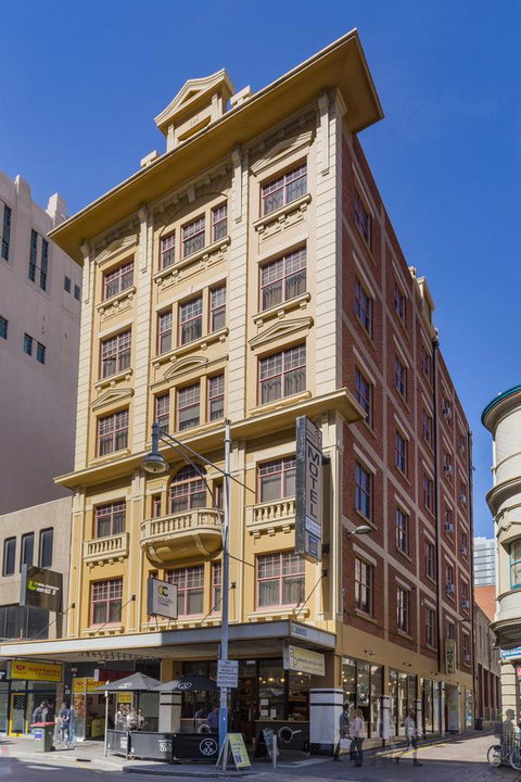 Adelaide Paringa - Perth Resorts 0