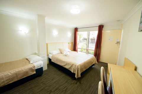 Jacksons Motor Inn - Accommodation Perth 26