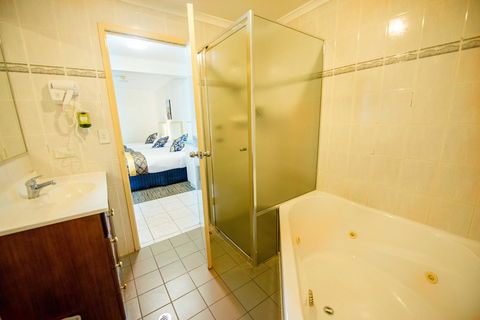 Jacksons Motor Inn - Accommodation Perth 9