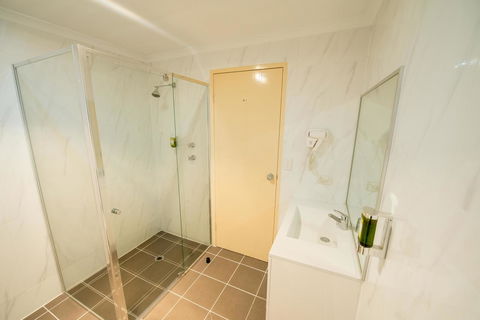 Jacksons Motor Inn - Accommodation Perth 21