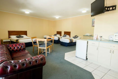 Jacksons Motor Inn - Accommodation Perth 25