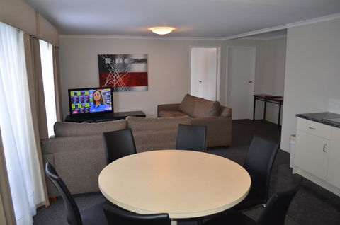 Arkana Motor Inn & Terrace Apartments - Accommodation Perth 8