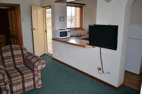 Arkana Motor Inn & Terrace Apartments - Accommodation Perth 35