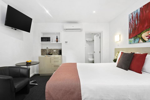 North Adelaide Boutique Stays Accommodation - Perth Resorts 6