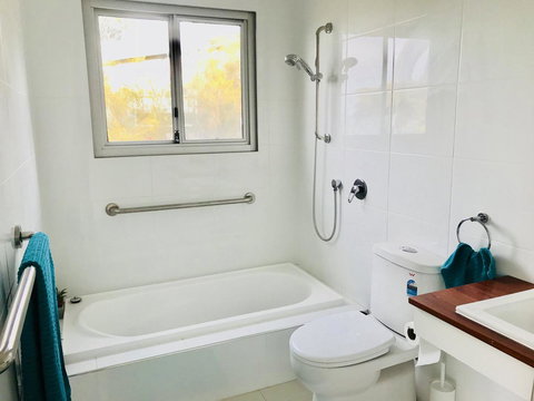 Sunrise On Falie Seaview Eco Accommodation - Perth Resorts 30