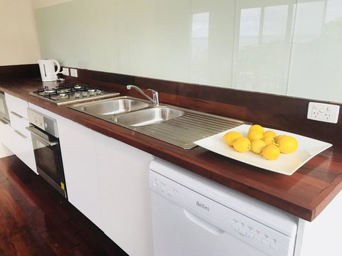 Sunrise On Falie Seaview Eco Accommodation - Perth Resorts 35