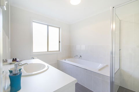 32 West B&B - Accommodation Perth 22