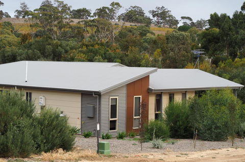 32 West B&B - Accommodation Perth 8