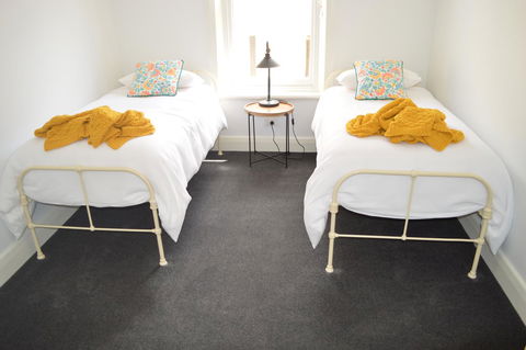 Two Cow Cottage Bed & Breakfast - Accommodation Perth 20