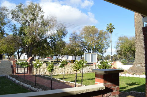Two Cow Cottage Bed & Breakfast - Accommodation Perth 31