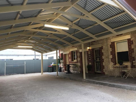 Two Cow Cottage Bed & Breakfast - Accommodation Perth 7