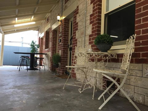 Two Cow Cottage Bed & Breakfast - Accommodation Perth 0