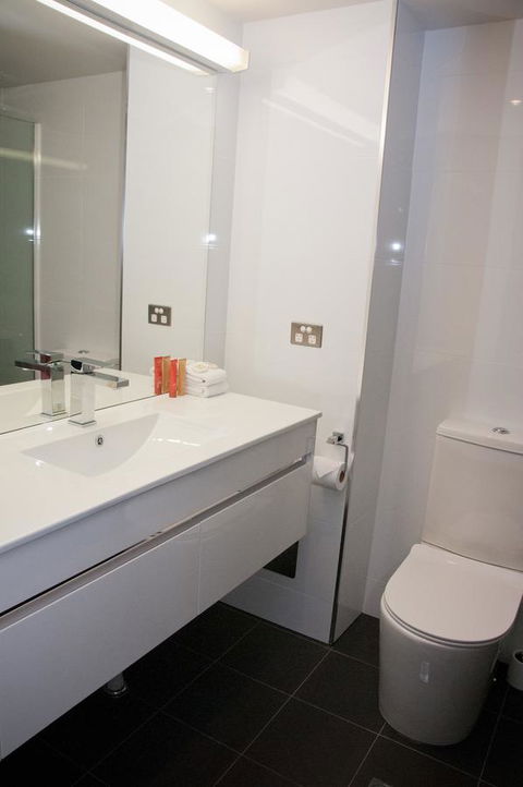 The O'Connell Inn - Accommodation Perth 3
