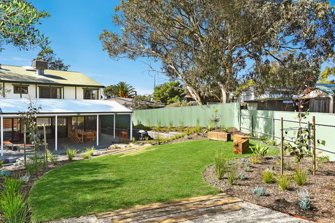 Port Of Call - Port Willunga - C21 SouthCoast Holidays - Perth Resorts 23