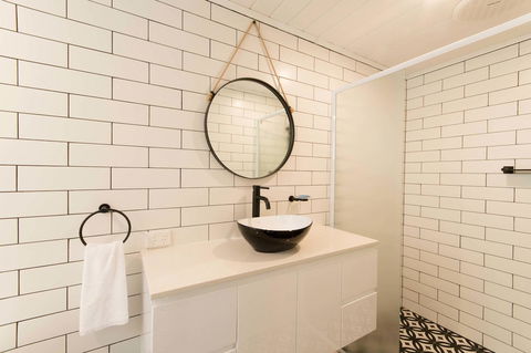 The Manor Basket Range - Accommodation Perth 8
